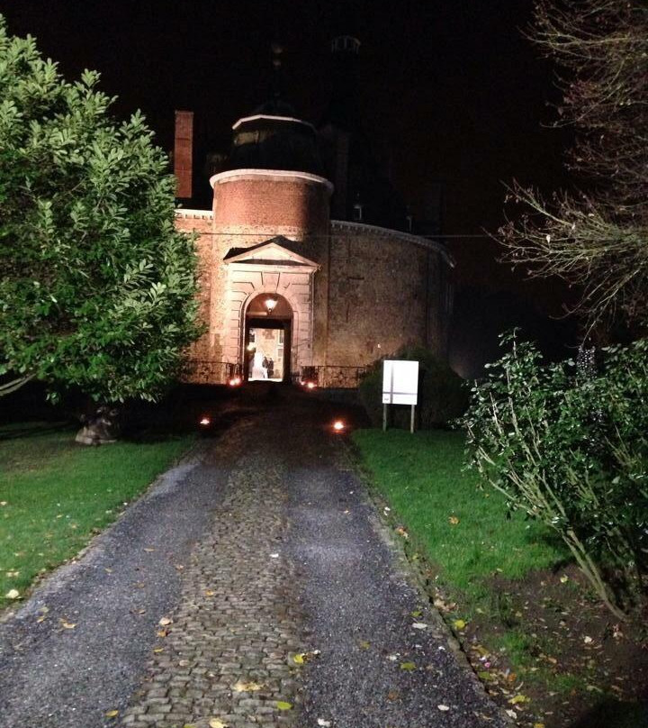 Château de Waroux景点图片