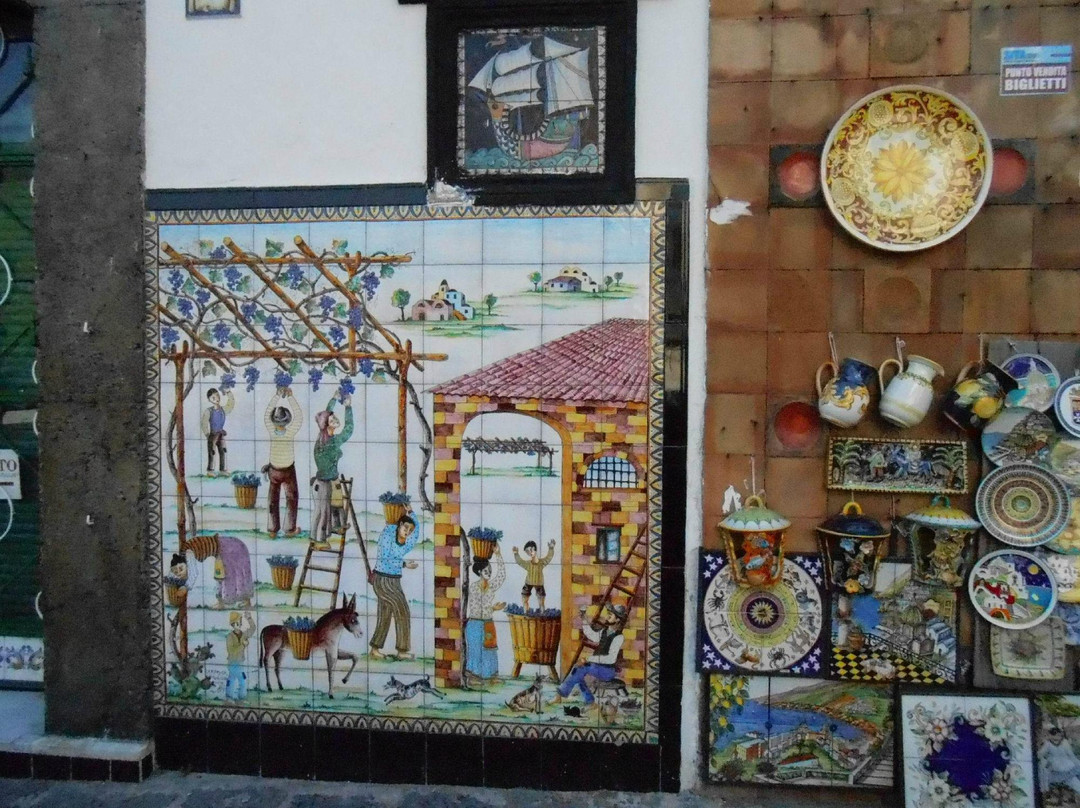 Ceramiche di Vietri-那不勒斯必去景点