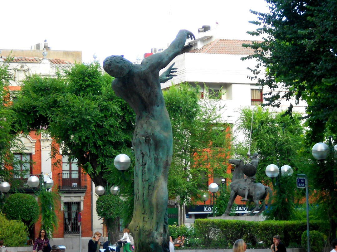 Plaza del Pilar景点图片