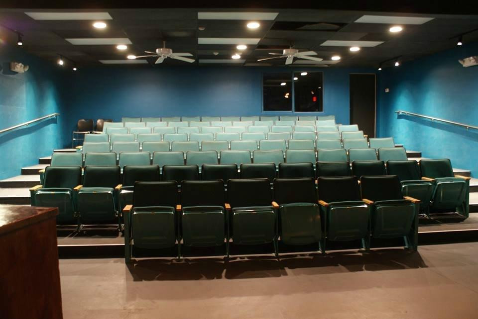 Lamplighters Community Theatre-拉米萨必去景点