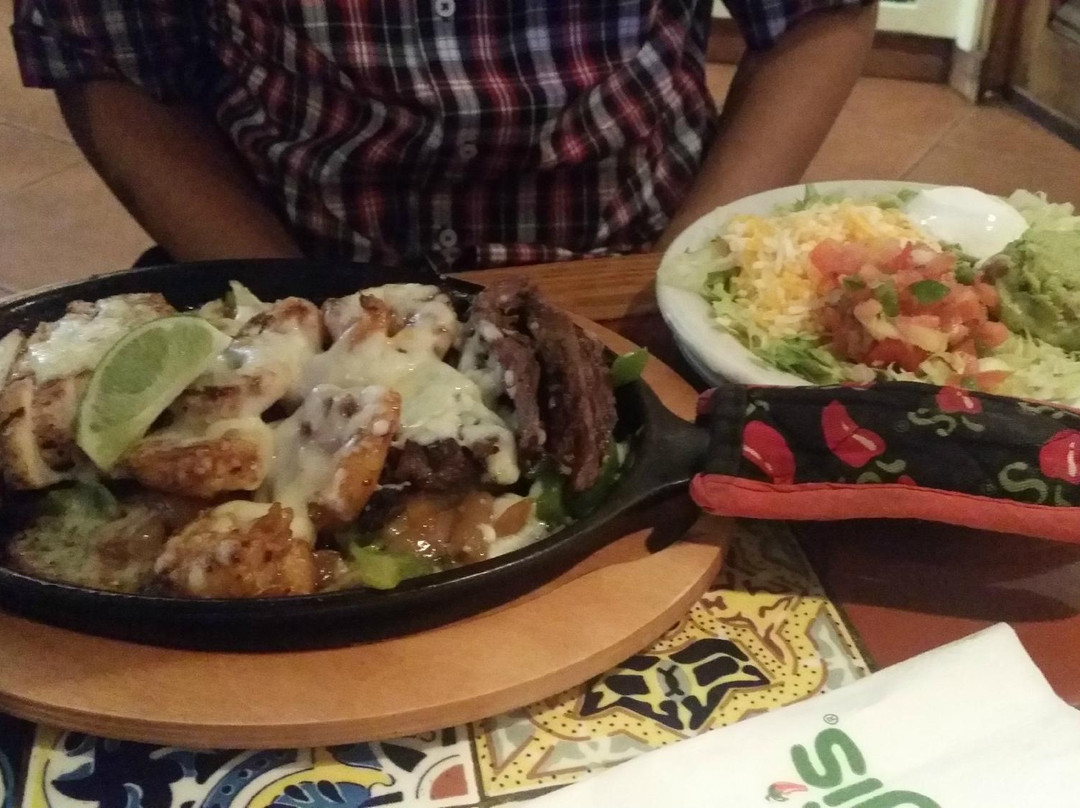 Chilis
