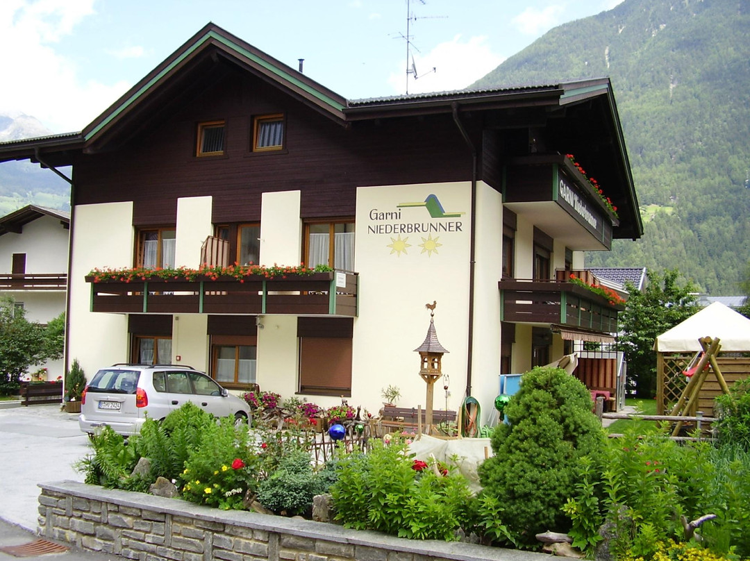 Molini di Tures酒店住宿-Garni Niederbrunner