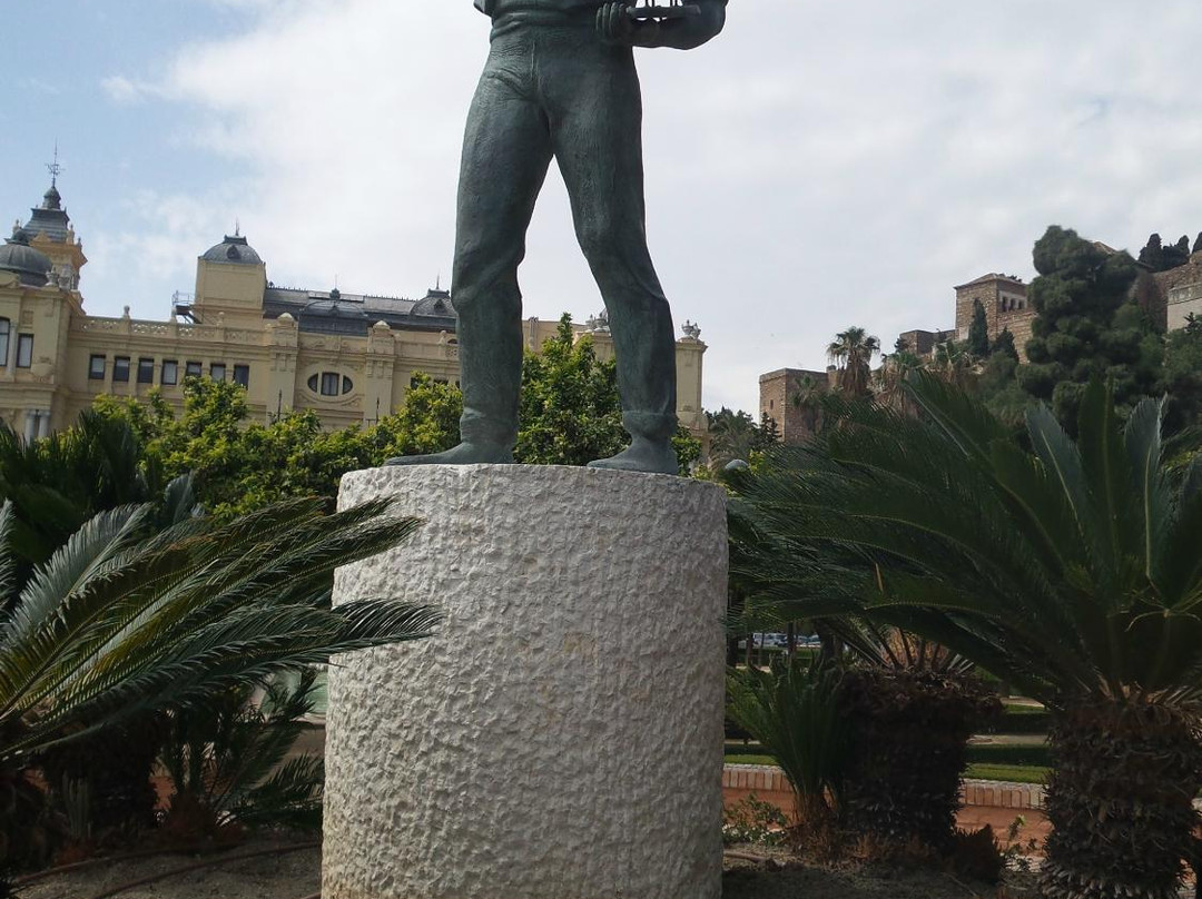 Escultura del Biznaguero-马拉加必去景点