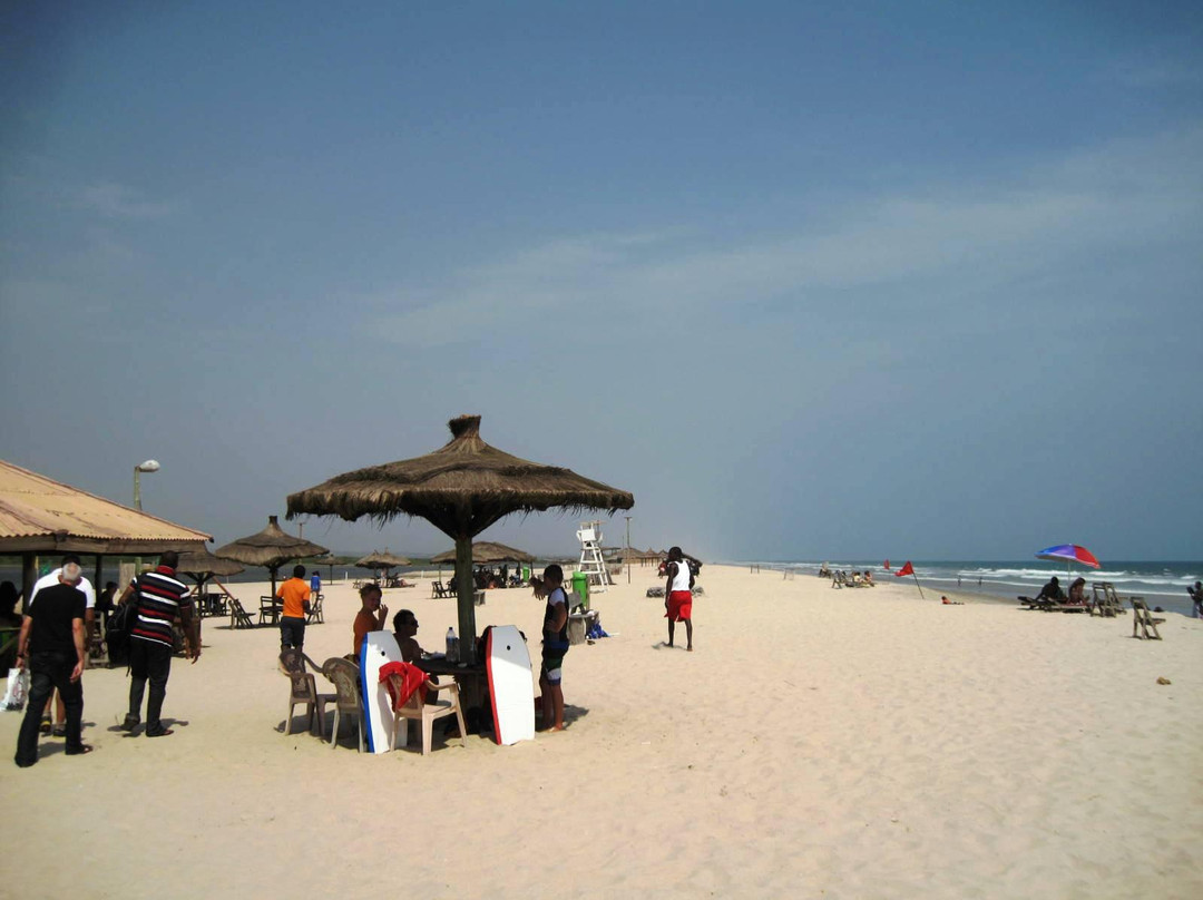 Bojo Beach-阿克拉必去景点