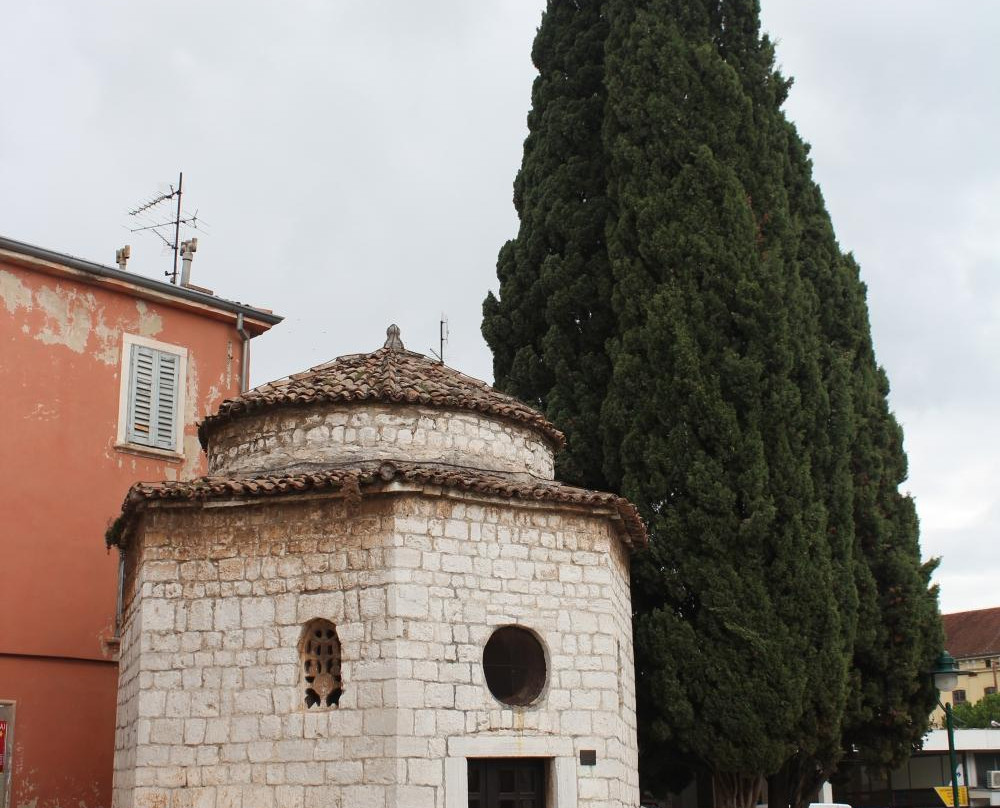 Igreja Romanica Da Santissima Trindade-罗维尼必去景点