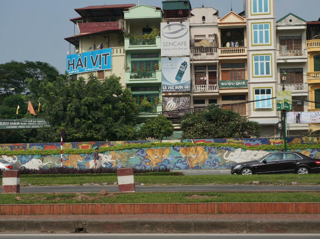 Hanoi Ceramic Mosaic Mural-河内必去景点
