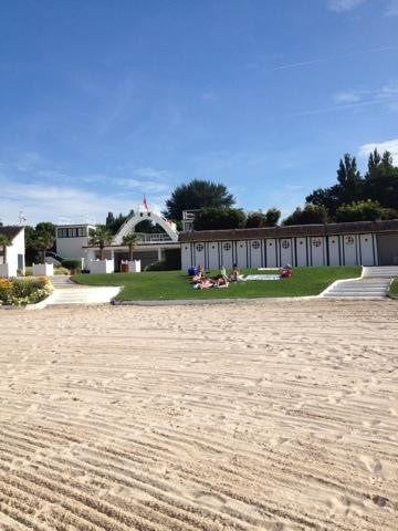 La plage景点图片