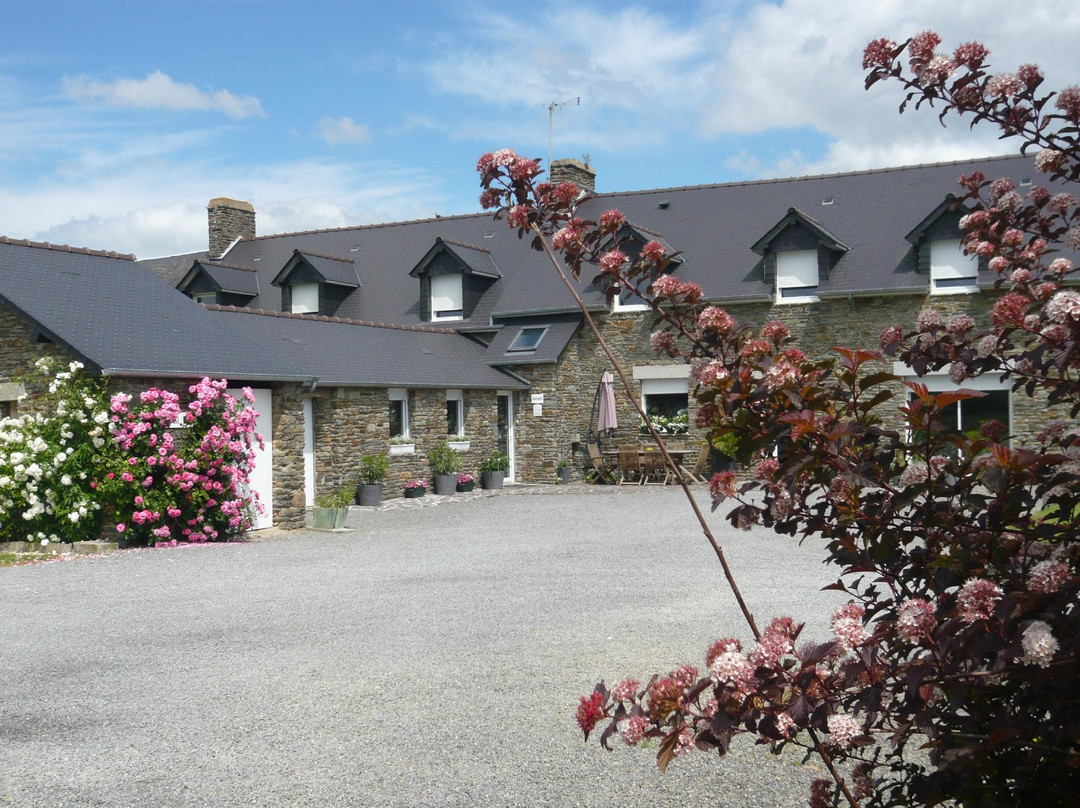 Saint-Georges-de-Grehaigne酒店住宿-Le Relais de Moidrey