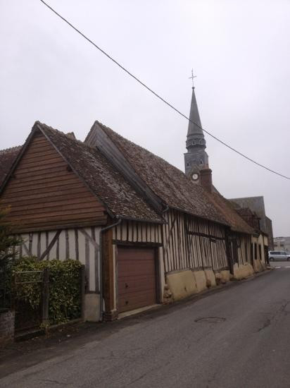 Eglise Saint Pierre de Souday景点图片