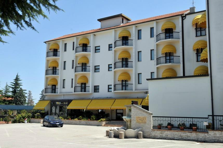 Albergo Ristorante Pizzeria 2000主图