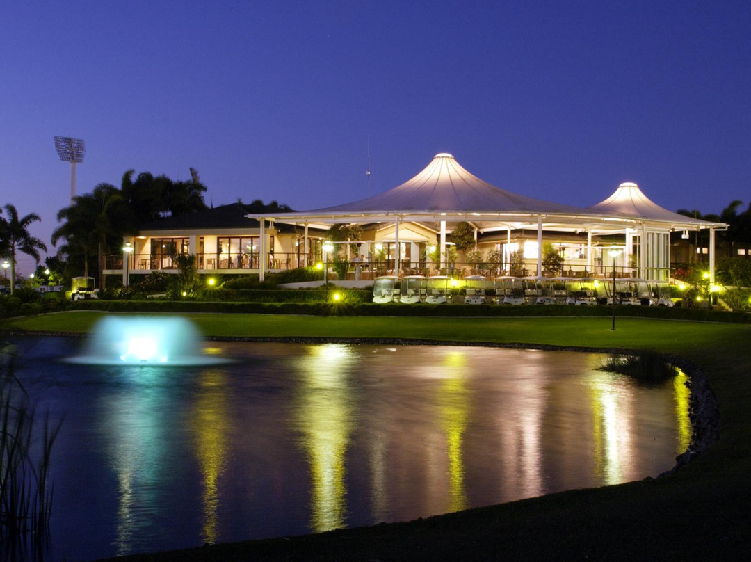 绿宝石湖畔高尔夫俱乐部-Carrara必去景点