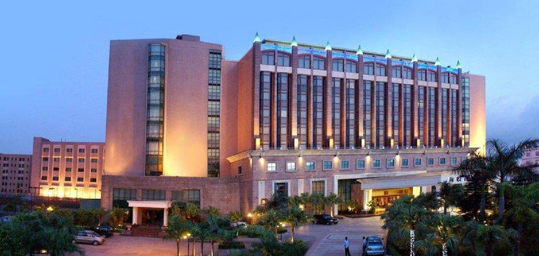 长安海悦花园酒店主图