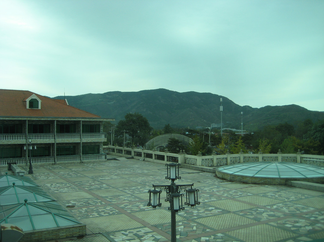 北京世纪金源香山商旅酒店主图