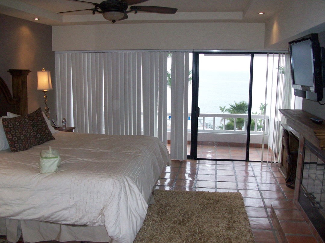 Club Marena Luxury Oceanfront Condos