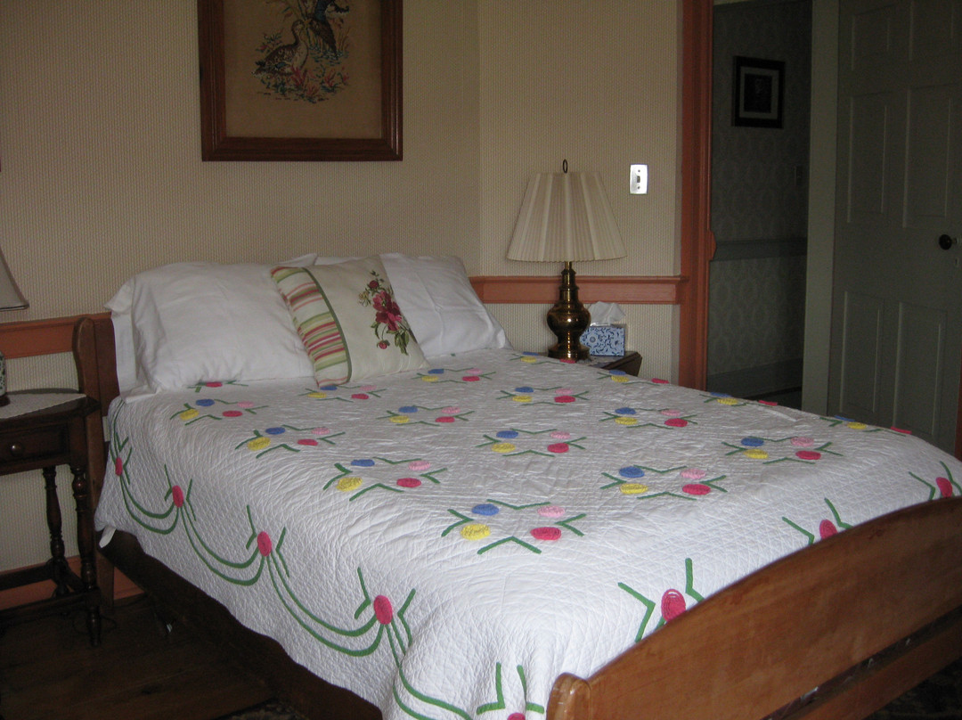 Glades Pike Inn主图