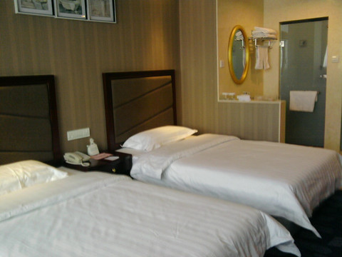 郑州光华大酒店主图