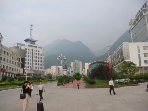昭君山庄(兴山高铁站店)-客卧