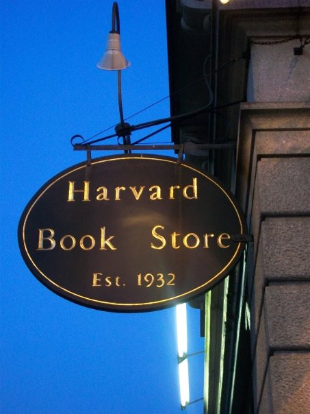 Harvard Book Store-剑桥必去景点