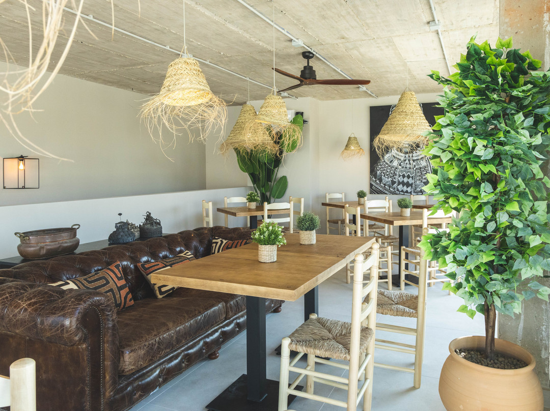 Petit Bistró Island