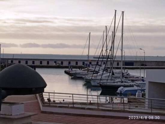 Puerto Deportivo Ampolla-L'Ampolla必去景点