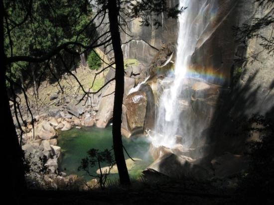 Mist Trail-优胜美地国家公园必去景点