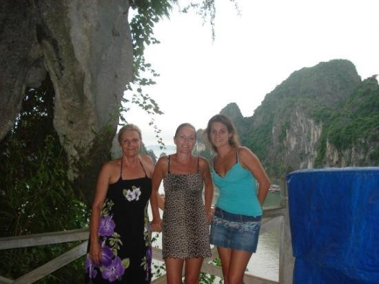 木头洞-下龙湾必去景点