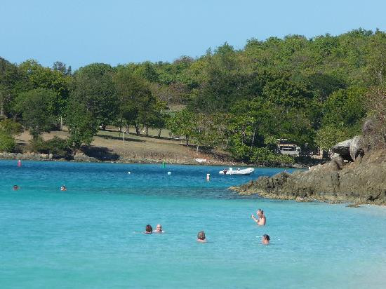 Honeymoon Beach-Caneel Bay必去景点
