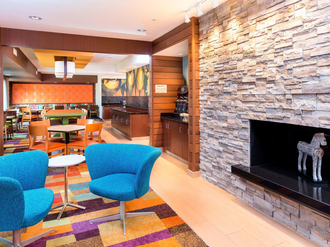 Abingdon酒店住宿-Fairfield by Marriott Inn & Suites Galesburg