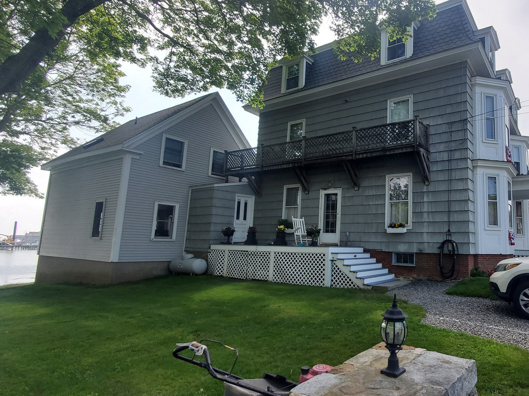 The Bayside Inn主图