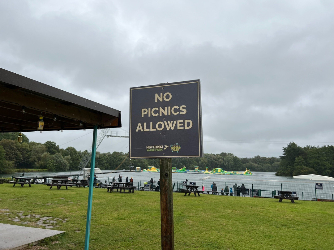 New Forest Water Park景点图片