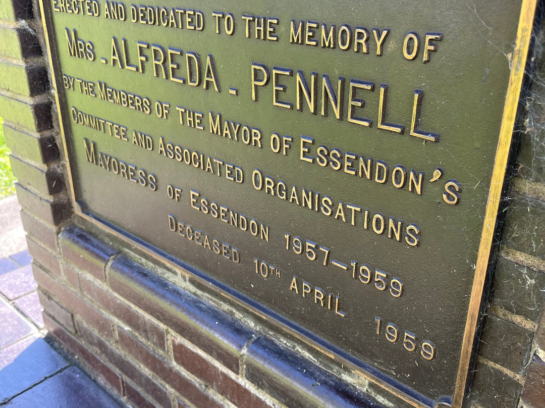 Alfreda Pennell Sundial景点图片