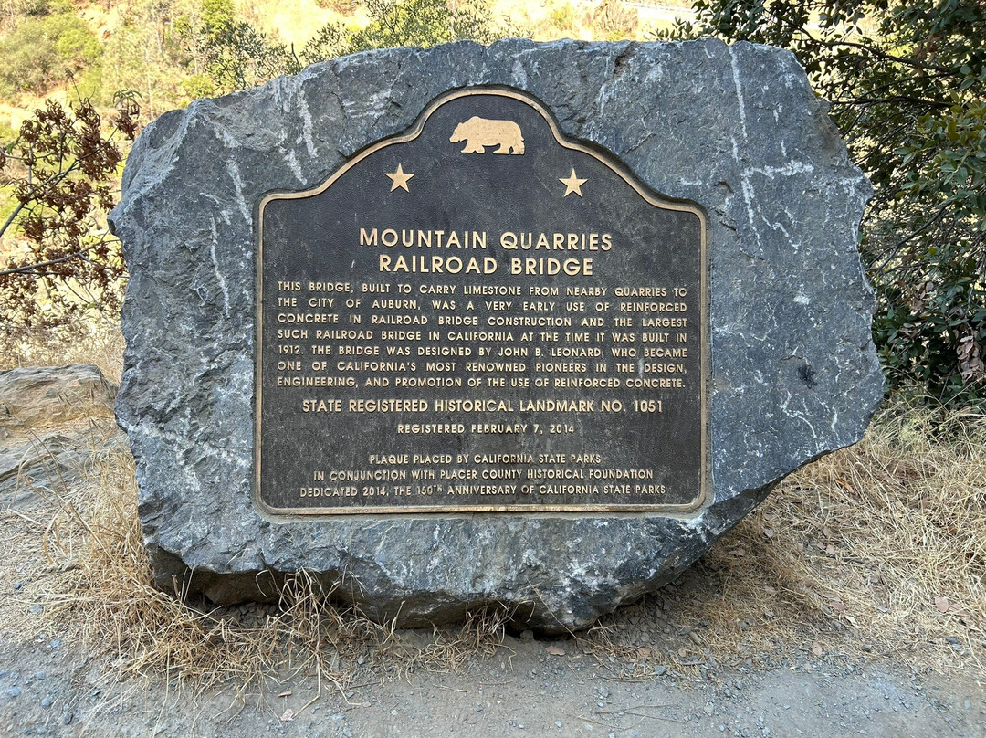 Foothills Motel主图