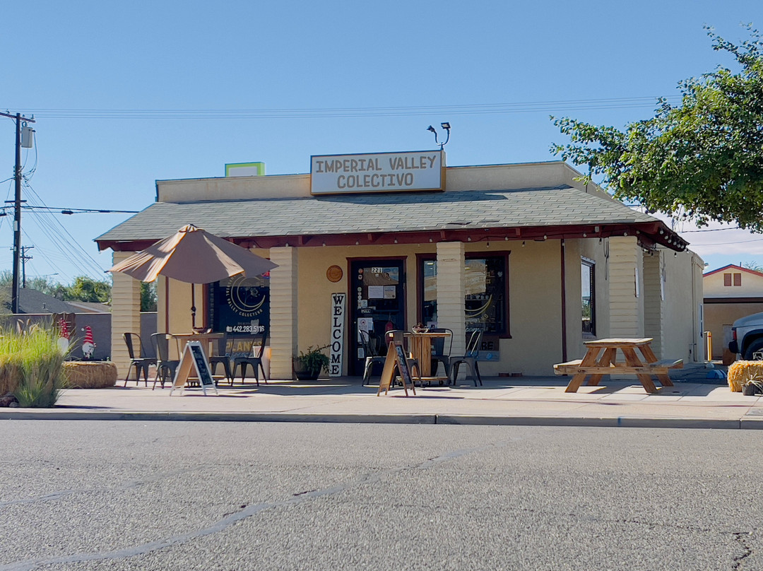 Imperial Valley Colectivo