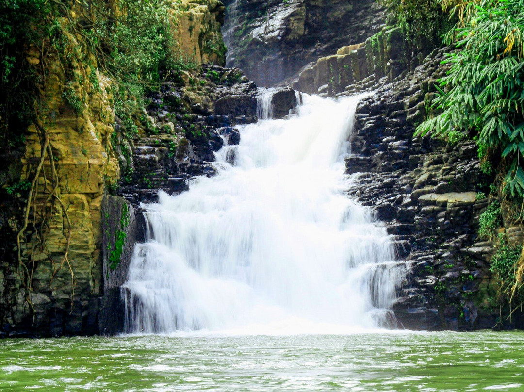 Chutes d'Antafofo景点图片