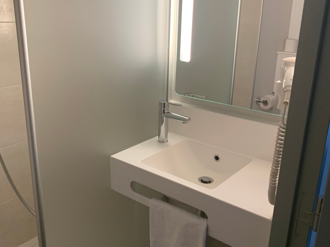 B&B Hotel Troyes Magasins D'Usine主图