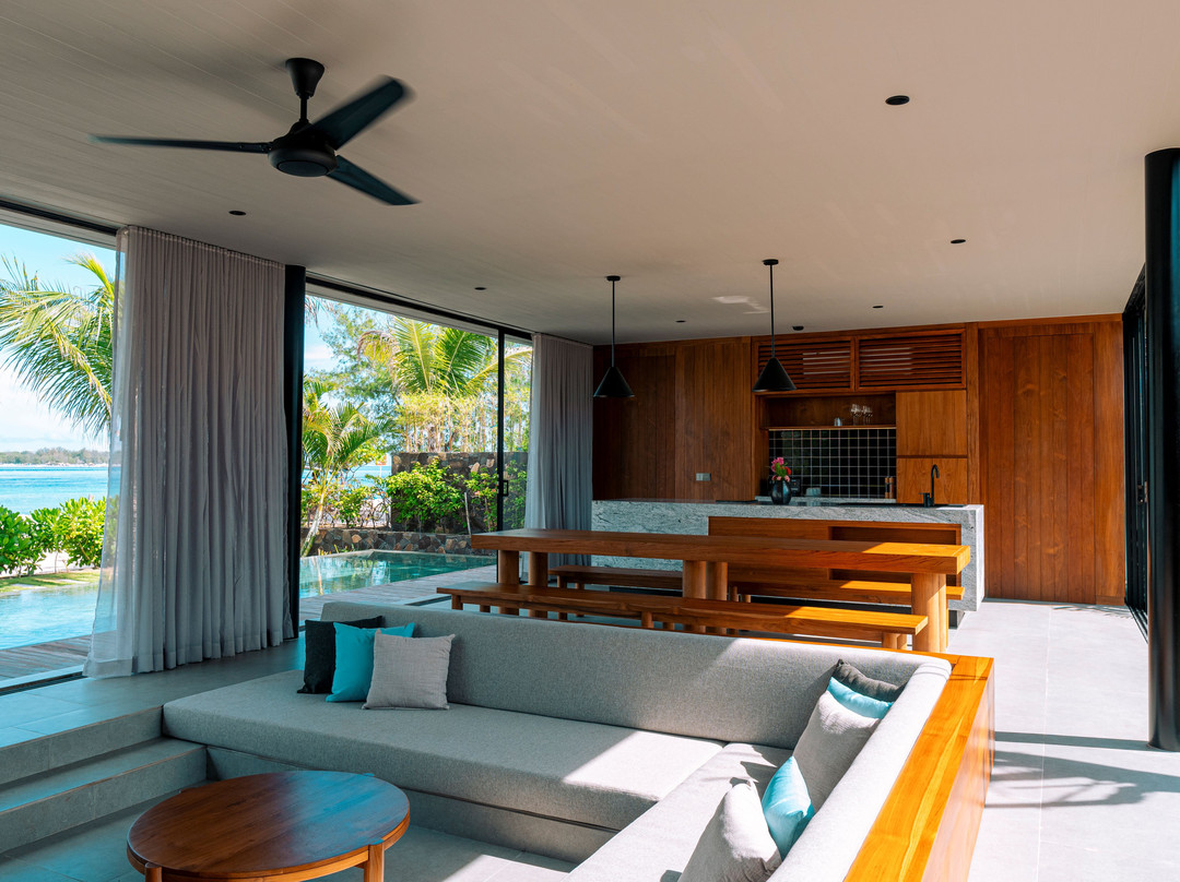 Bask Gili Meno主图