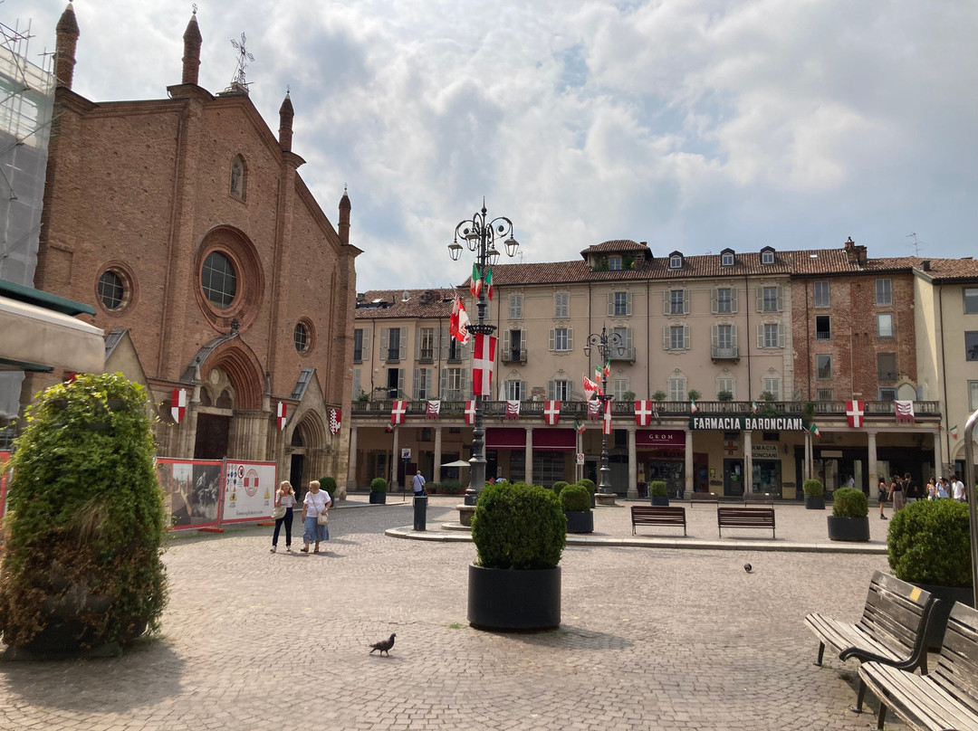 Piazza San Secondo