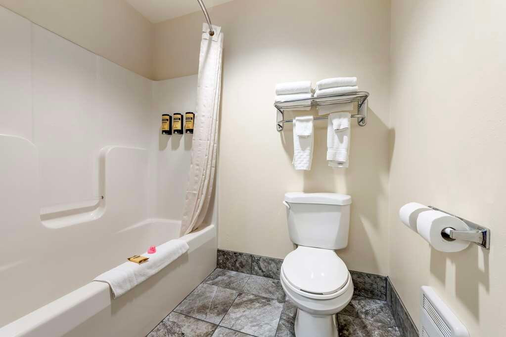 Best Western Plus Eau Claire Conference Center主图