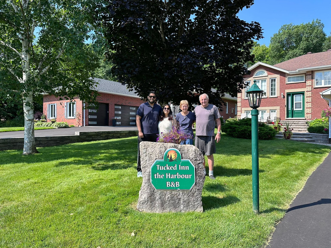 Tucked Inn the Harbour B&B主图