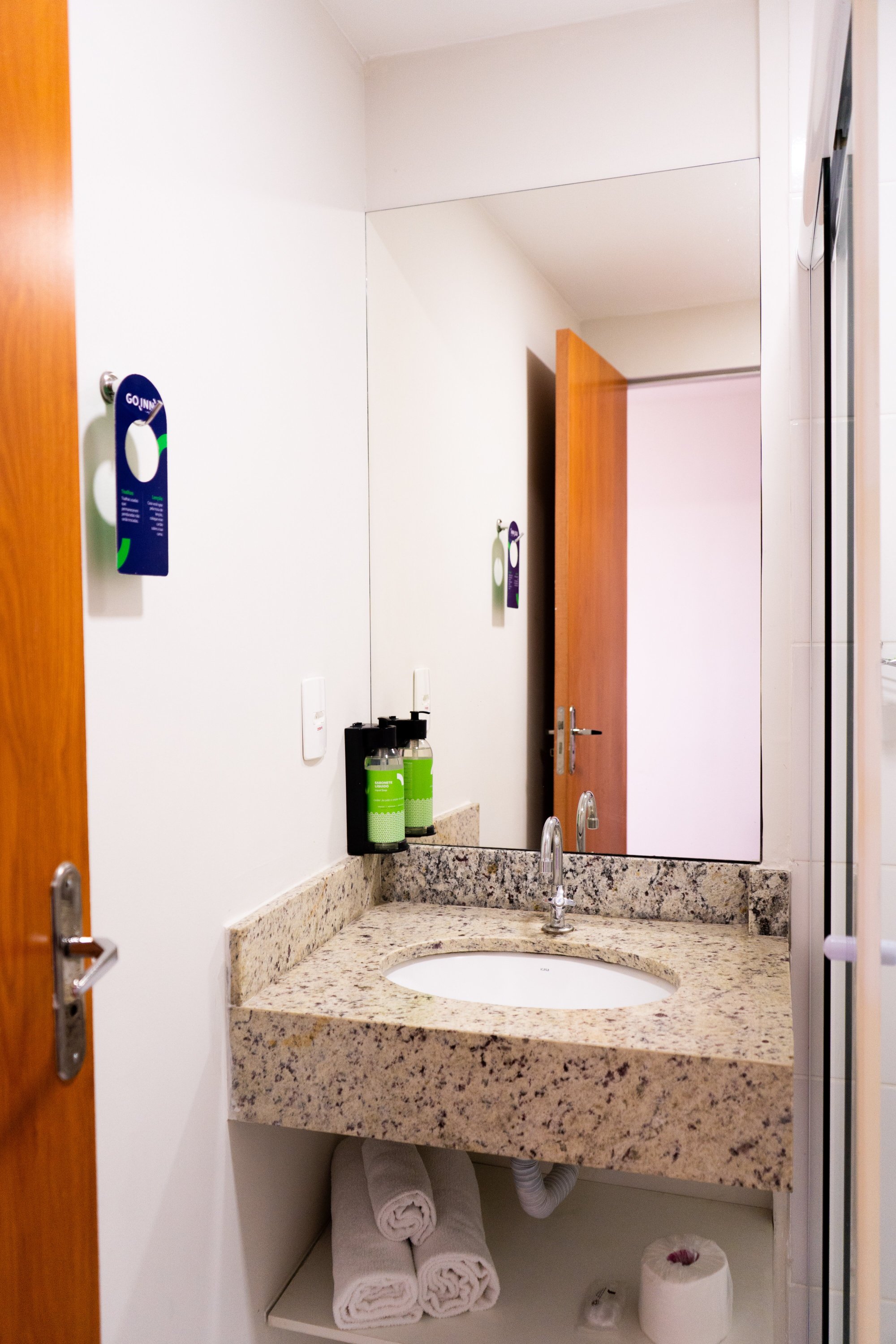 Go Inn Contagem-浴室
