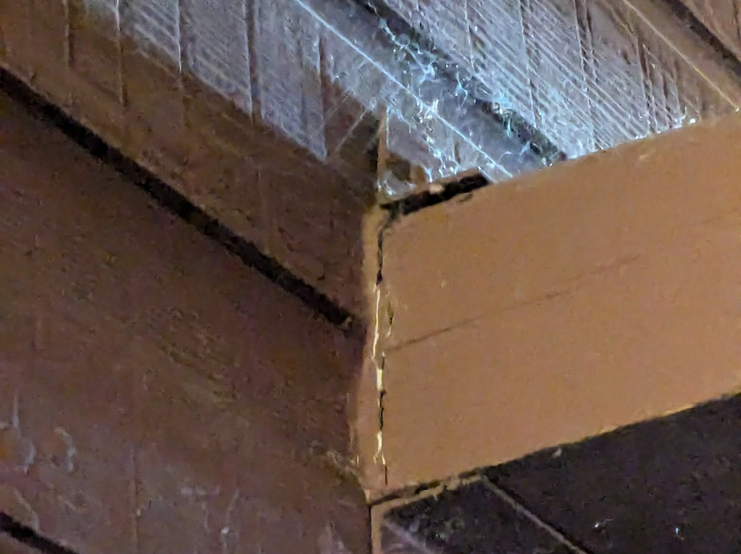 Cranes Mill Park-峡谷湖必去景点