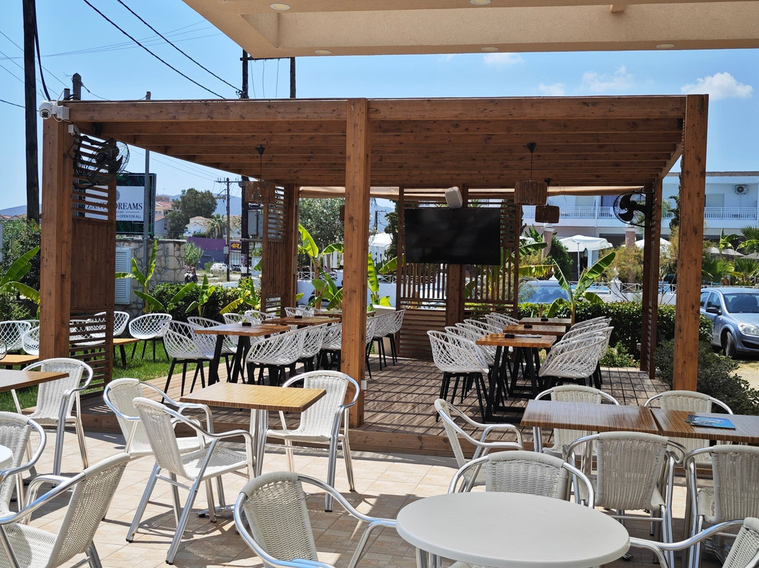 Kostas Studios主图