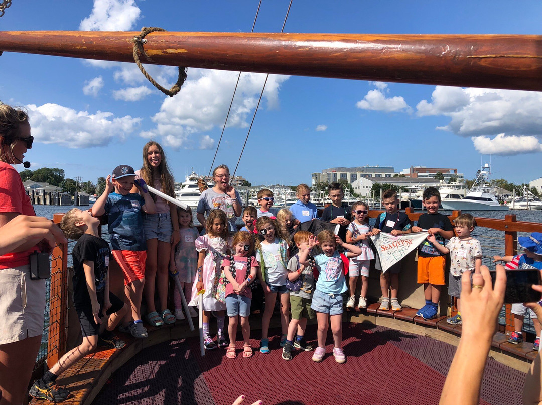 Pirate Adventures Hyannis Cape Cod-海恩尼斯必去景点