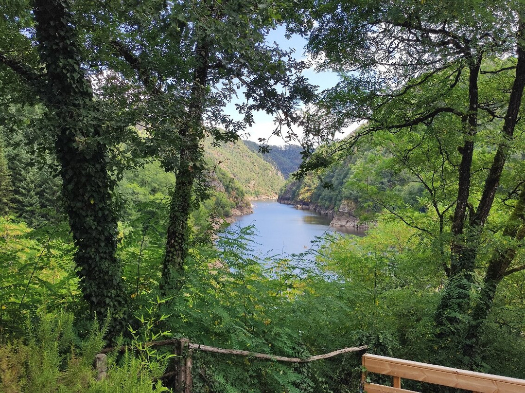 Smile Kayak-贝济耶必去景点