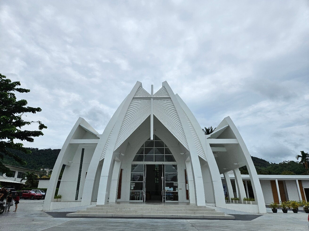 Mary Help of Christians Church-查汶海滩必去景点