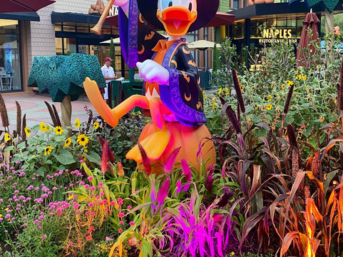 加州迪士尼大酒店主图