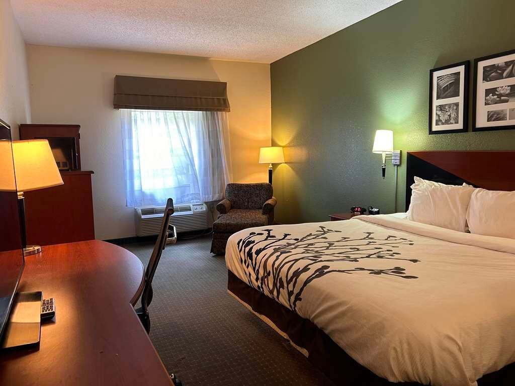 Hotel Pearl Jackson Airport主图