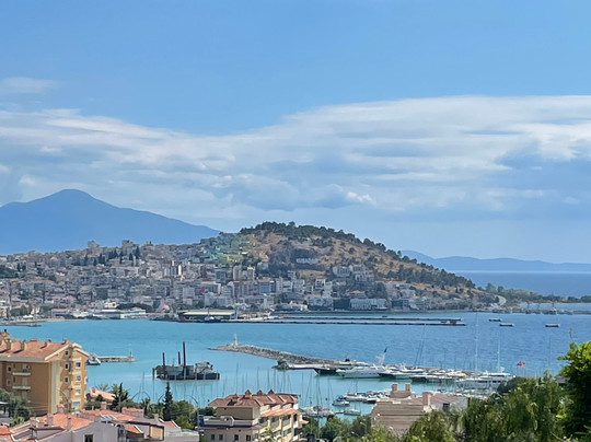 Berkay Taxis-库萨达斯必去景点