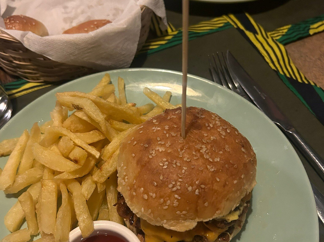 Kibanda Beach Club Diving Center-孥归必去景点