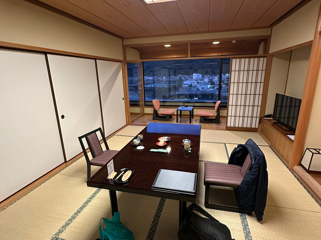伊豆三津浜松涛酒店主图